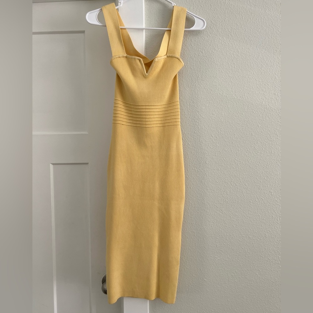 Yellow Express Midi Contour Dress